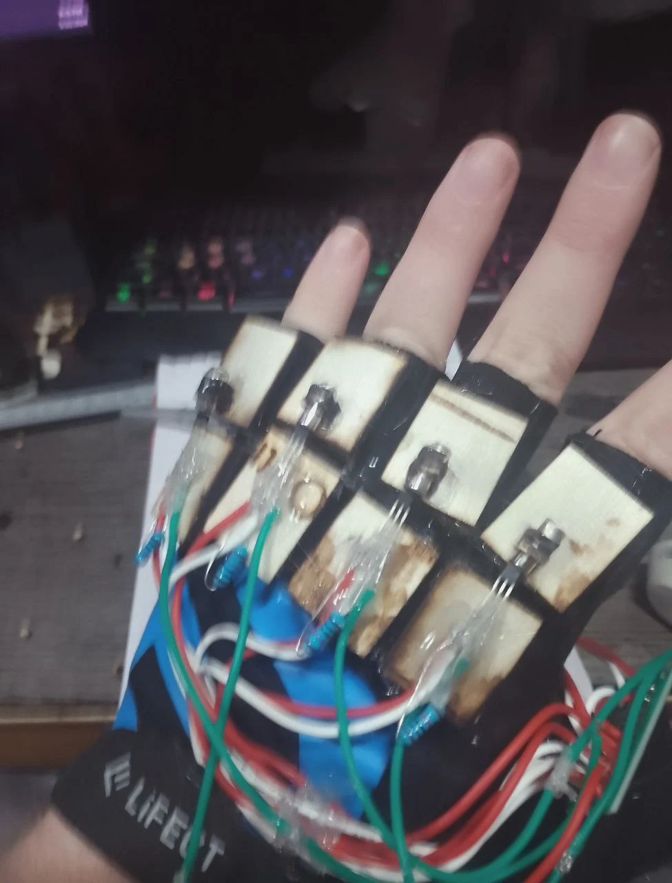 haptic Glove1